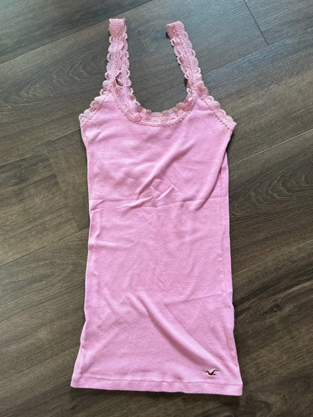 Y2K vintage Hollister Pink Ribbed Lace-Trim Tank Top